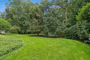 300 Oak Ridge Ave, Summit, NJ 07901 - Photo 46