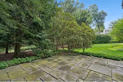 300 Oak Ridge Ave, Summit, NJ 07901 - Photo 42