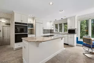 300 Oak Ridge Ave, Summit, NJ 07901 - Photo 8