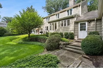 300 Oak Ridge Ave, Summit, NJ 07901 - Photo 34