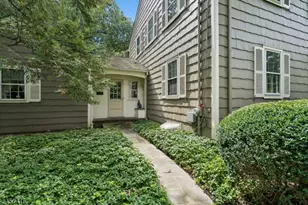 300 Oak Ridge Ave, Summit, NJ 07901 - Photo 40