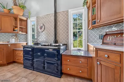 79 Perryville Rd, Union Township, NJ 08867 - Photo 12