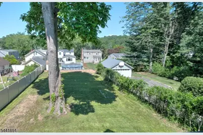 35 Sheridan Ave, West Orange Township, NJ 07052 - Photo 24