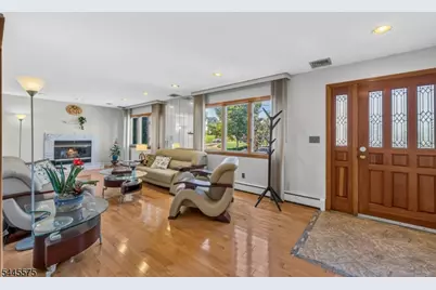 181 Livingston St, Clifton, NJ 07013 - Photo 6