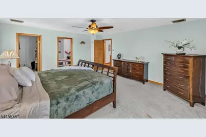 181 Livingston St, Clifton, NJ 07013 - Photo 24