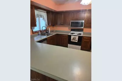 3 Alexandria Dr, Alexandria Township, NJ 08867 - Photo 2