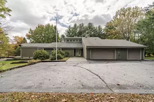 3 Alexandria Dr, Alexandria Township, NJ 08867 - Photo 1