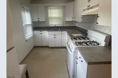 415 Valley St #2, Orange, NJ 07050 - Photo 8