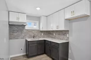 23 Leo Pl, Newark, NJ 07108 - Photo 34