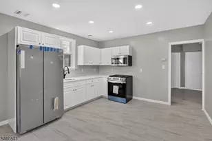 23 Leo Pl, Newark, NJ 07108 - Photo 14