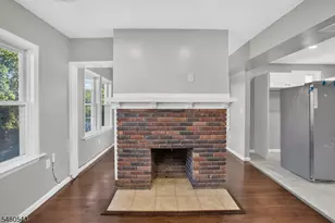 23 Leo Pl, Newark, NJ 07108 - Photo 16