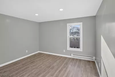 23 Leo Pl, Newark, NJ 07108 - Photo 22