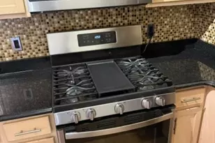 70 S Munn Ave, East Orange, NJ 07018 - Photo 6