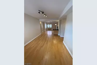 70 S Munn Ave #1008, East Orange, NJ 07018 - Photo 2
