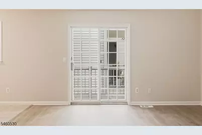 125 Smithfield Ct, Bernards Township, NJ 07920 - Photo 12