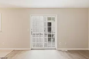 125 Smithfield Ct, Bernards Township, NJ 07920 - Photo 12
