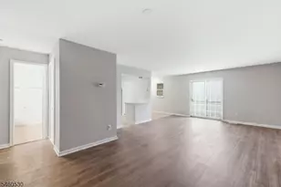 125 Smithfield Ct, Bernards Township, NJ 07920 - Photo 16