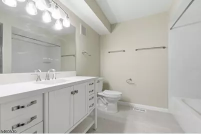 125 Smithfield Ct, Bernards Township, NJ 07920 - Photo 18