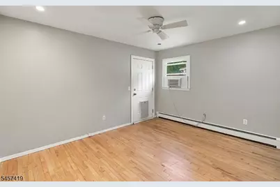 513 Wills Rd, Roxbury Township, NJ 07850 - Photo 16