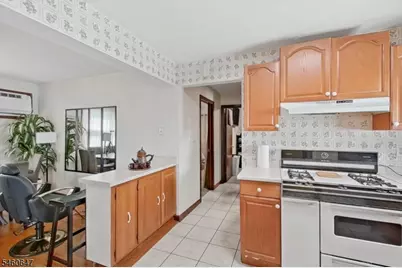 14 Pine St, Kearny, NJ 07032 - Photo 24