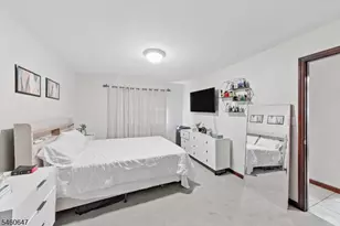 14 Pine St, Kearny, NJ 07032 - Photo 36
