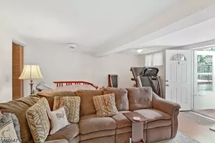 14 Pine St, Kearny, NJ 07032 - Photo 46
