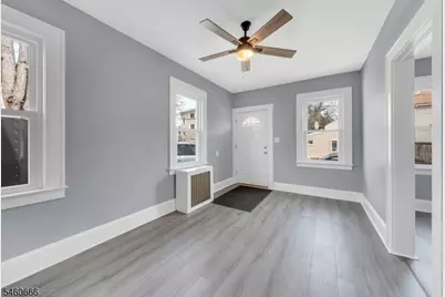54 Thomas St, Bloomfield, NJ 07003 - Photo 2