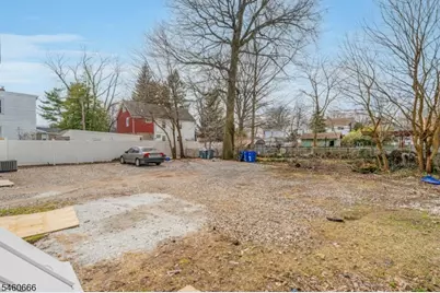 54 Thomas St, Bloomfield, NJ 07003 - Photo 12