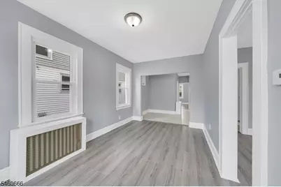 54 Thomas St, Bloomfield, NJ 07003 - Photo 4