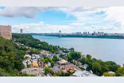 1439 River Rd #1, Edgewater, NJ 07020 - Photo 48