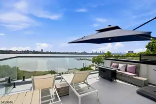 1439 River Rd, Edgewater, NJ 07020 - Photo 36