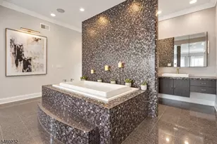 47 Mountainwood Ct, Totowa, NJ 07512 - Photo 26