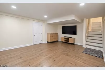 35 Bender Dr #1, Clifton, NJ 07013 - Photo 32