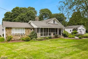 11 Clearwater Rd, Mount Olive, NJ 07828 - Photo 1