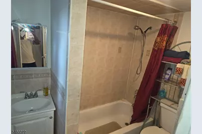 630 Valley St, Orange, NJ 07050 - Photo 14
