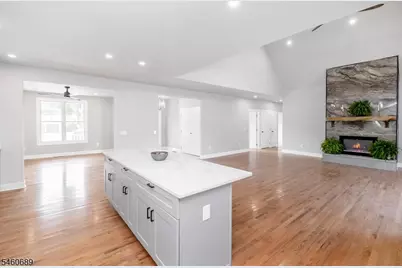 81 Belview Rd, Lopatcong Township, NJ 08865 - Photo 14