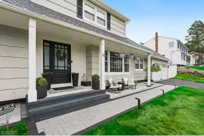 15 Almroth Dr, Wayne, NJ 07470 - Photo 48