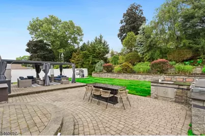 15 Almroth Dr, Wayne, NJ 07470 - Photo 40