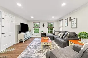 47 Marsh Hawk, Allamuchy Township, NJ 07840 - Photo 8