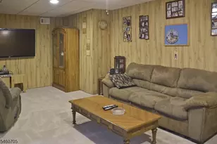 7 Salmon Ln, Roxbury Township, NJ 07852 - Photo 10