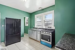 1053 Sanford Ave, Irvington, NJ 07111 - Photo 14