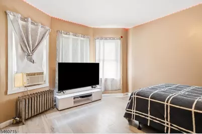 1053 Sanford Ave, Irvington, NJ 07111 - Photo 20