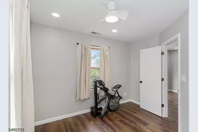 10 Cayuga Trl, Wayne, NJ 07470 - Photo 26