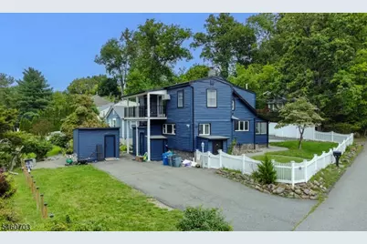 10 Cayuga Trl, Wayne, NJ 07470 - Photo 2