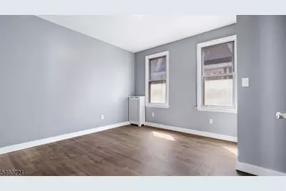19 Newfield #2, East Orange, NJ 07017 - Photo 8
