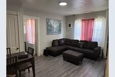 34 Cumberland Ave, Trenton, NJ 08618 - Photo 4