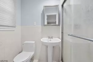 2 Tanglewood Dr, East Hanover Township, NJ 07936 - Photo 12