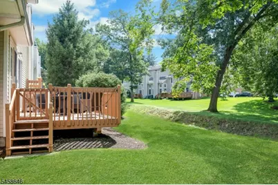 16 McManus Ct, West Orange Township, NJ 07052 - Photo 4