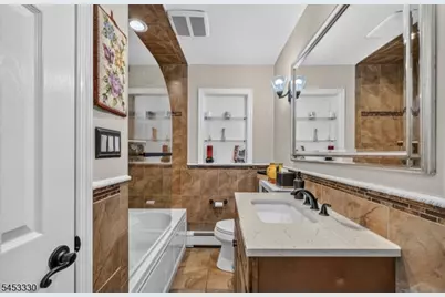66 Redwood Ave, Wayne, NJ 07470 - Photo 14