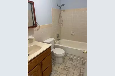 1105 N Oaks Blvd, North Brunswick Township, NJ 08902 - Photo 8